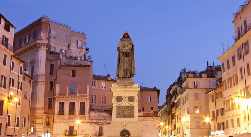 Dreaming Navona Roma